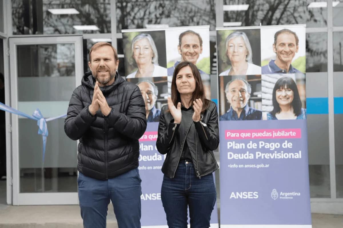 ANSES Llega Más Cerca: Fernanda Raverta Inaugura una Oficina en Carlos Spegazzini