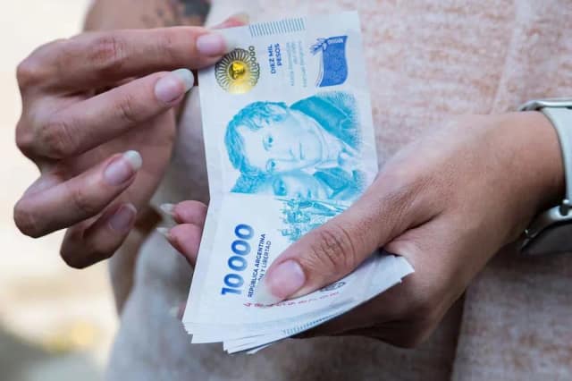 Bono de más de $400.000 de ANSES en diciembre 2025: quiénes lo cobran y cómo acceder